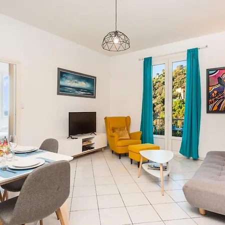 Beautiful & Large Sea View Daire
