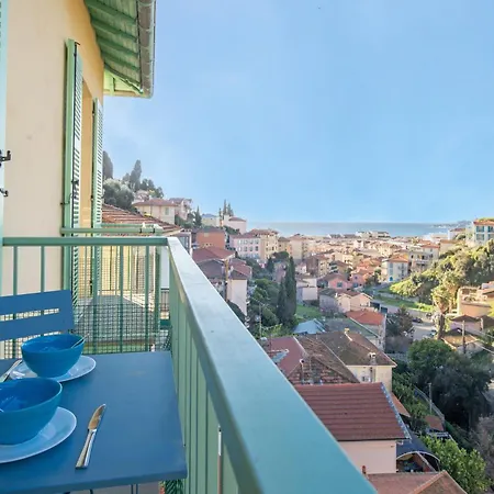 Beautiful & Large Sea View Daire