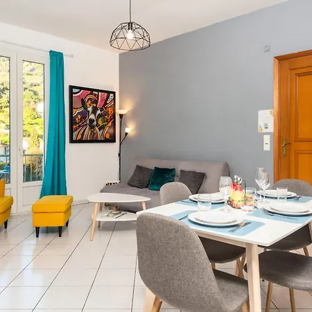 Beautiful & Large Sea View マントン